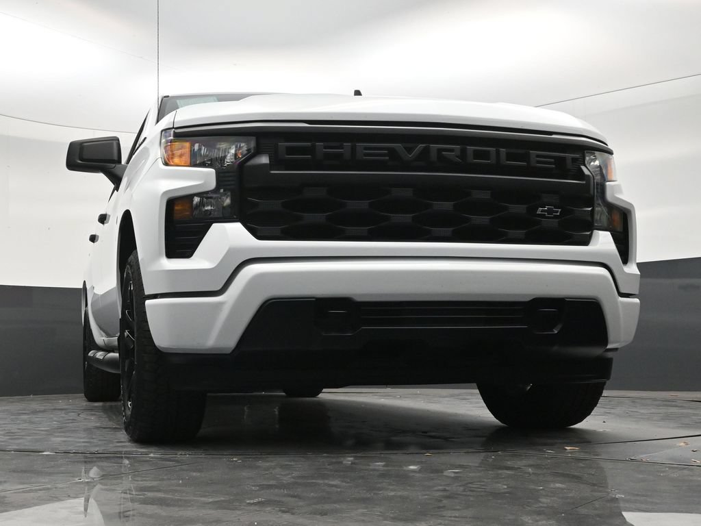 Used 2024 Chevrolet Silverado 1500 Custom w/ Turbomax Blackout Package RWD image 26