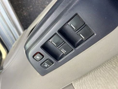 Used 2010 Honda Insight EX image 23