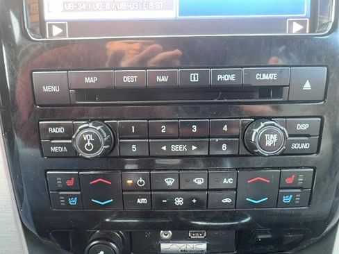 Used 2012 Ford F150 Platinum image 18