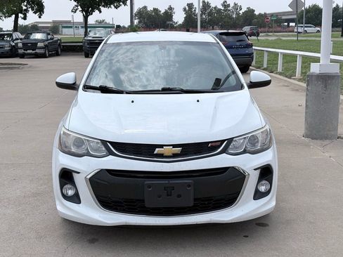 Used 2017 Chevrolet Sonic LT FWD image 2