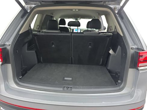 Certified 2025 Volkswagen Atlas SE FWD image 24