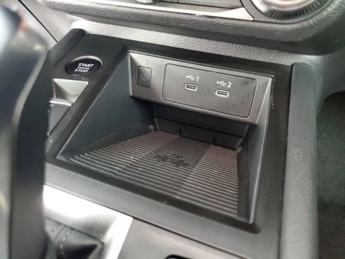 Used 2025 Nissan Kicks SV FWD image 19
