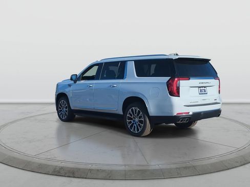New 2026 GMC Yukon XL Denali AWD/4WD image 6