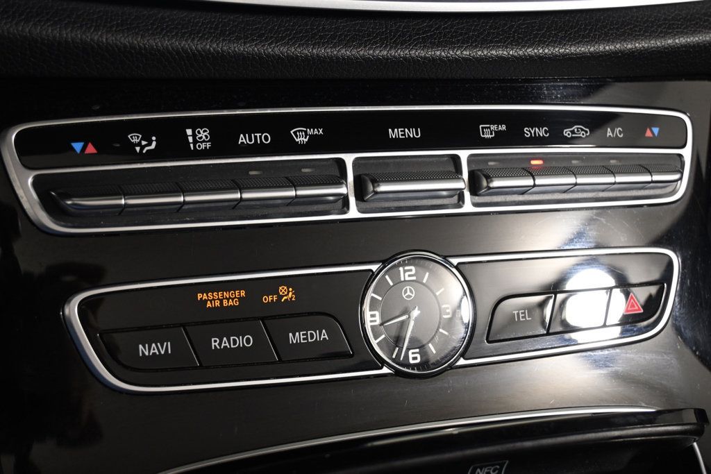 Used 2018 Mercedes-Benz E 400 4MATIC Cabriolet image 35