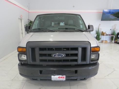 Used 2013 Ford E-150 and Econoline 150 w/ PWR Group image 9
