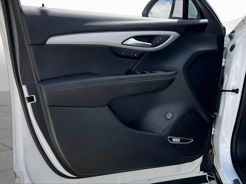 Certified 2025 Buick Envision Avenir AWD/4WD image 22