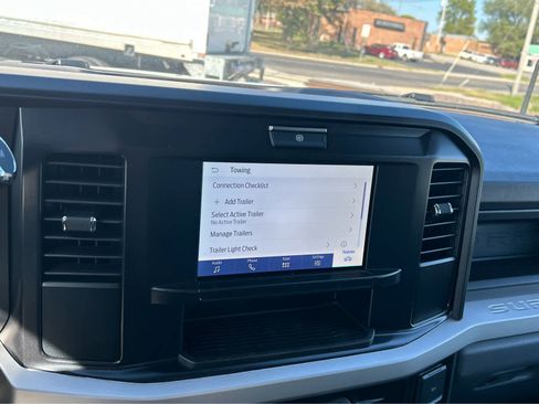 New 2025 Ford F550 4x4 Regular Cab Super Duty image 29