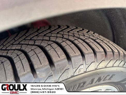 Used 2020 Ford Escape SEL image 28