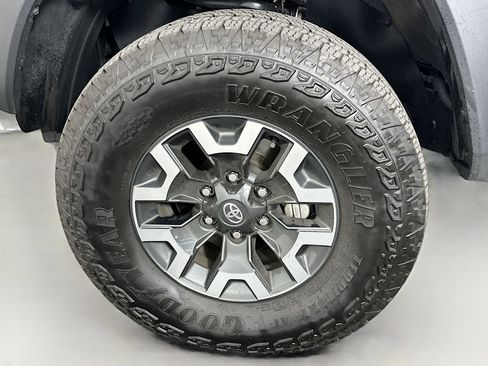 Used 2023 Toyota Tacoma TRD Off-Road AWD/4WD image 29