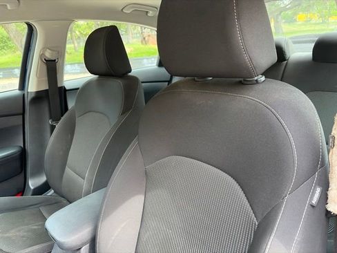 Used 2019 Kia Forte LXS FWD image 9