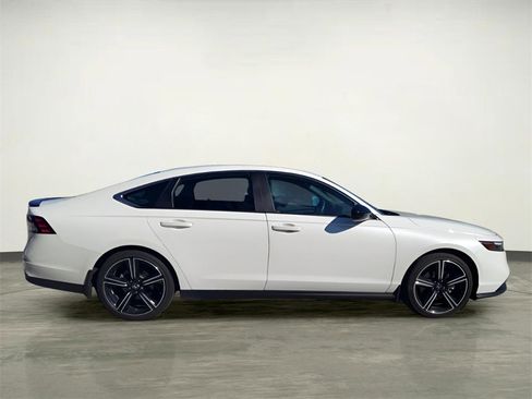 Certified 2023 Honda Accord Sport image 4