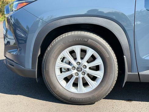 Certified 2024 Toyota Grand Highlander AWD Hybrid image 9