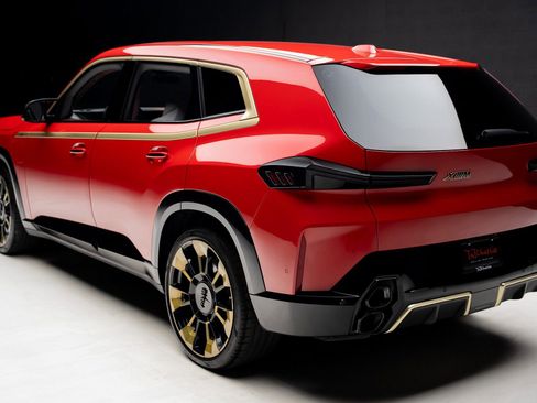 Used 2023 BMW XM image 25