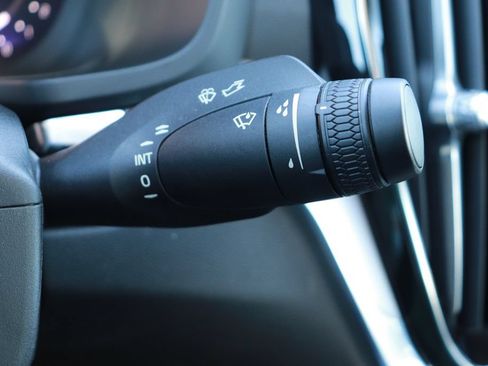 Used 2024 Volvo S60 B5 Core FWD image 22
