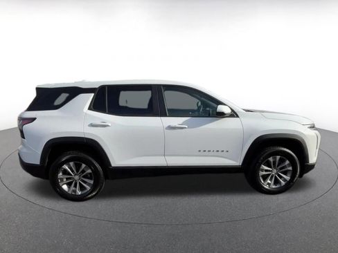 Used 2025 Chevrolet Equinox LT image 16