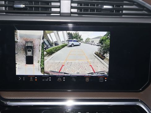 Used 2024 GMC Sierra 3500 Denali w/ Denali Reserve Package AWD/4WD image 22