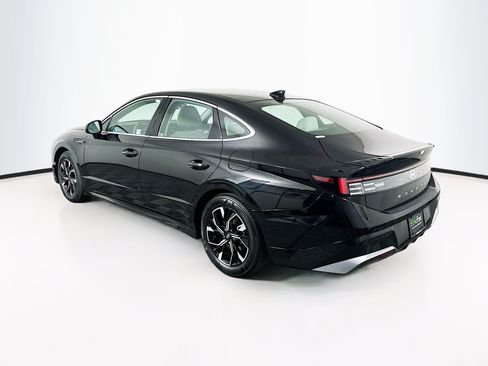 Used 2025 Hyundai Sonata SEL FWD image 5