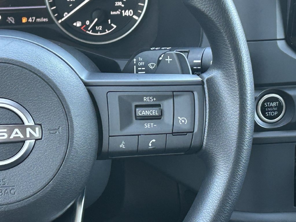 Used 2024 Nissan Pathfinder S FWD image 28
