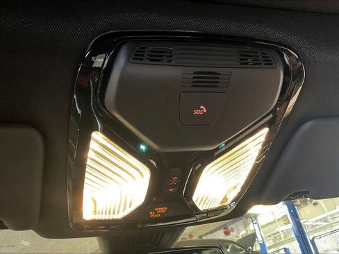 Certified 2025 BMW i4 xDrive40i w/ M Sport Package image 34