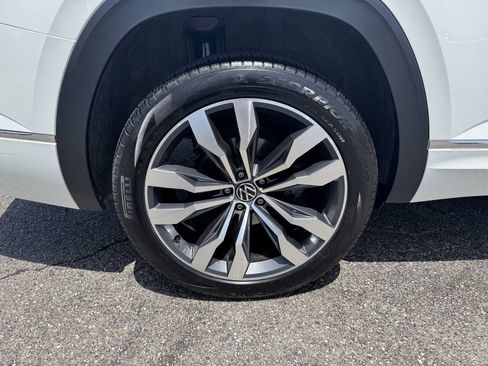 Used 2023 Volkswagen Atlas SEL Premium AWD/4WD image 7