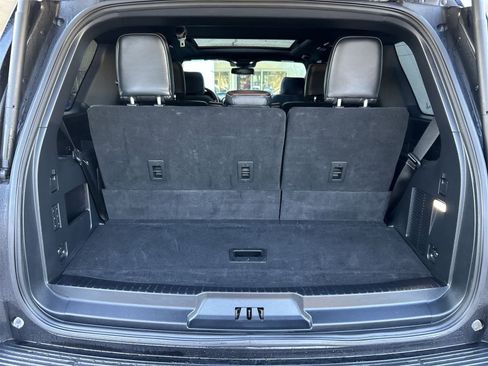 Used 2021 Ford Expedition King Ranch image 19