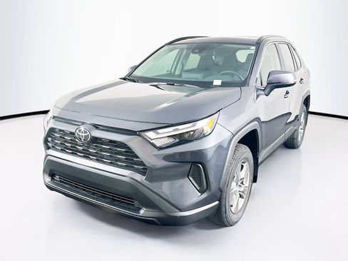 Used 2025 Toyota RAV4 XLE w/ Convenience Package FWD image 3