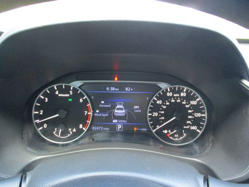 Used 2022 Nissan Altima 2.5 SV FWD image 15