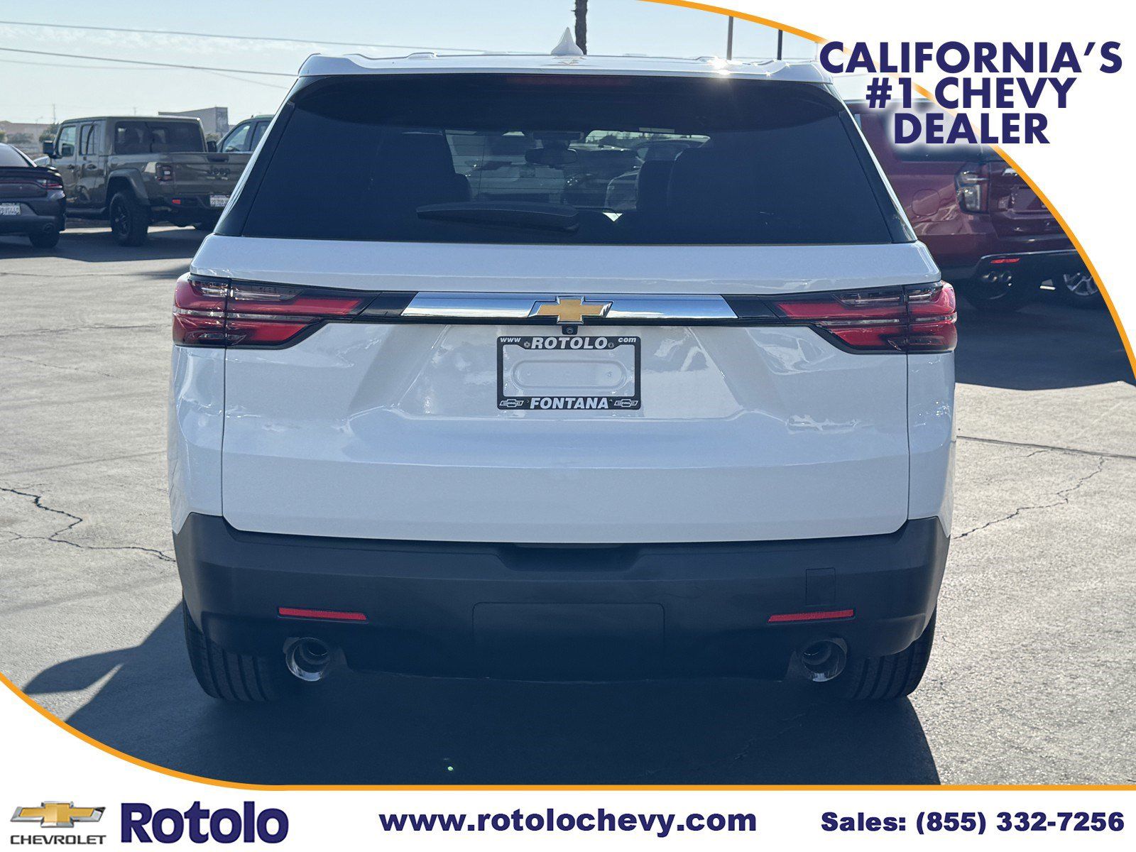 Used 2022 Chevrolet Traverse LS FWD image 5