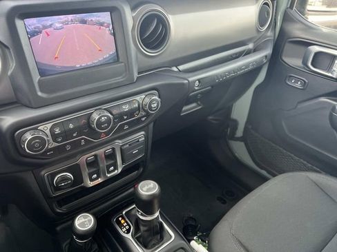 Used 2023 Jeep Wrangler Sport AWD/4WD image 25