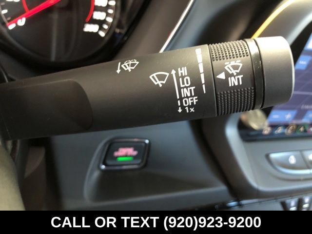 Used 2020 Chevrolet Camaro SS RWD image 28