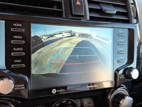 Used 2020 Toyota 4Runner TRD Off-Road Premium image 16