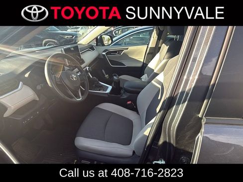 Used 2024 Toyota RAV4 XLE w/ Convenience Package AWD/4WD image 4