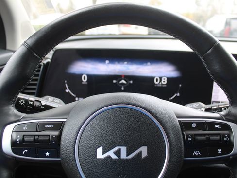 Certified 2024 Kia Sportage SX image 27