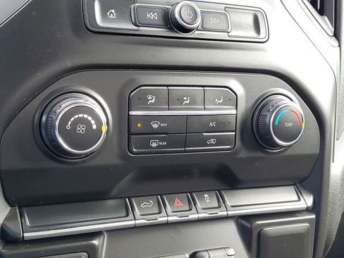 Used 2019 Chevrolet Silverado 1500 Custom w/ Custom Convenience Package image 22