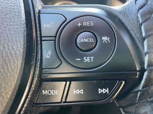 Used 2019 Toyota RAV4 XLE image 17