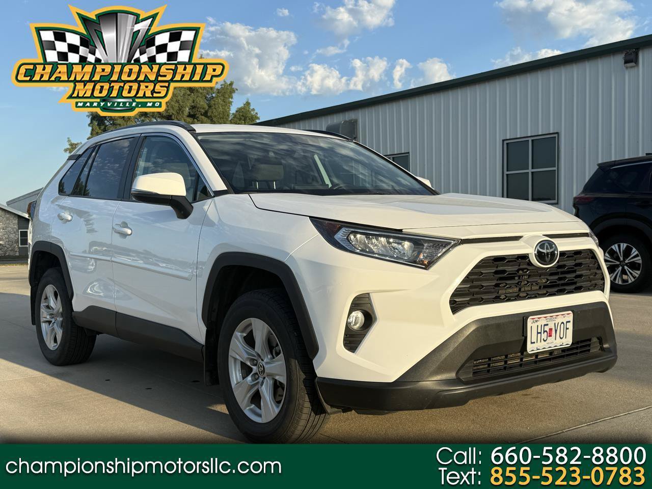 Used 2021 Toyota RAV4 XLE AWD/4WD image 1