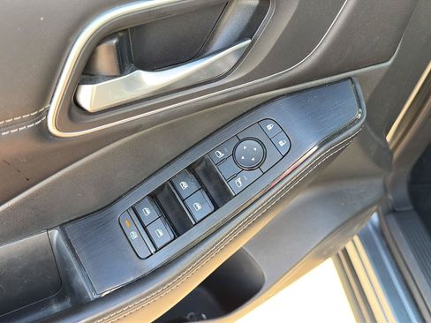Used 2021 Nissan Rogue SV w/ Premium Package FWD image 15