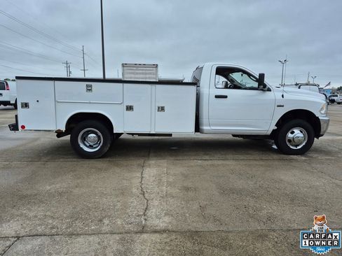 Used 2018 RAM 3500 Tradesman w/ Power & Remote Entry Group RWD image 8