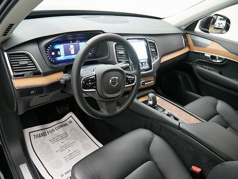 Certified 2024 Volvo XC90 B6 Plus w/ Protection Package Premier AWD/4WD image 14