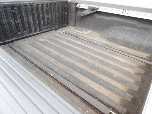 Used 2016 Nissan Frontier SV w/ SV Value Truck Package image 30