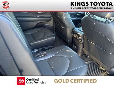 Used 2024 Toyota Grand Highlander XLE image 9