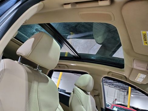 Used 2023 Acura RDX FWD w/ Technology Package image 16