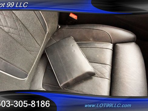 Used 2018 BMW M550i xDrive w/ Driving Assistance Package image 24