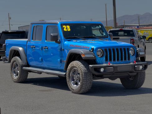 Used 2023 Jeep Gladiator Rubicon w/ LED Lighting Group AWD/4WD image 7