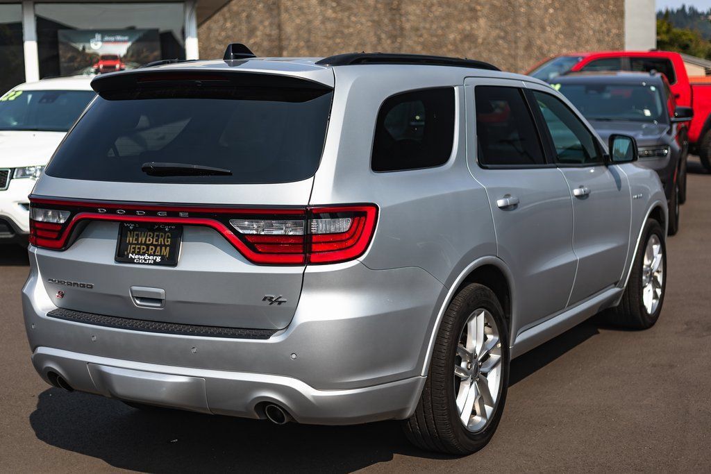 Used 2024 Dodge Durango R/T AWD/4WD image 8