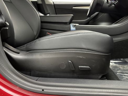 Used 2021 Tesla Model 3 Standard Range Plus image 36