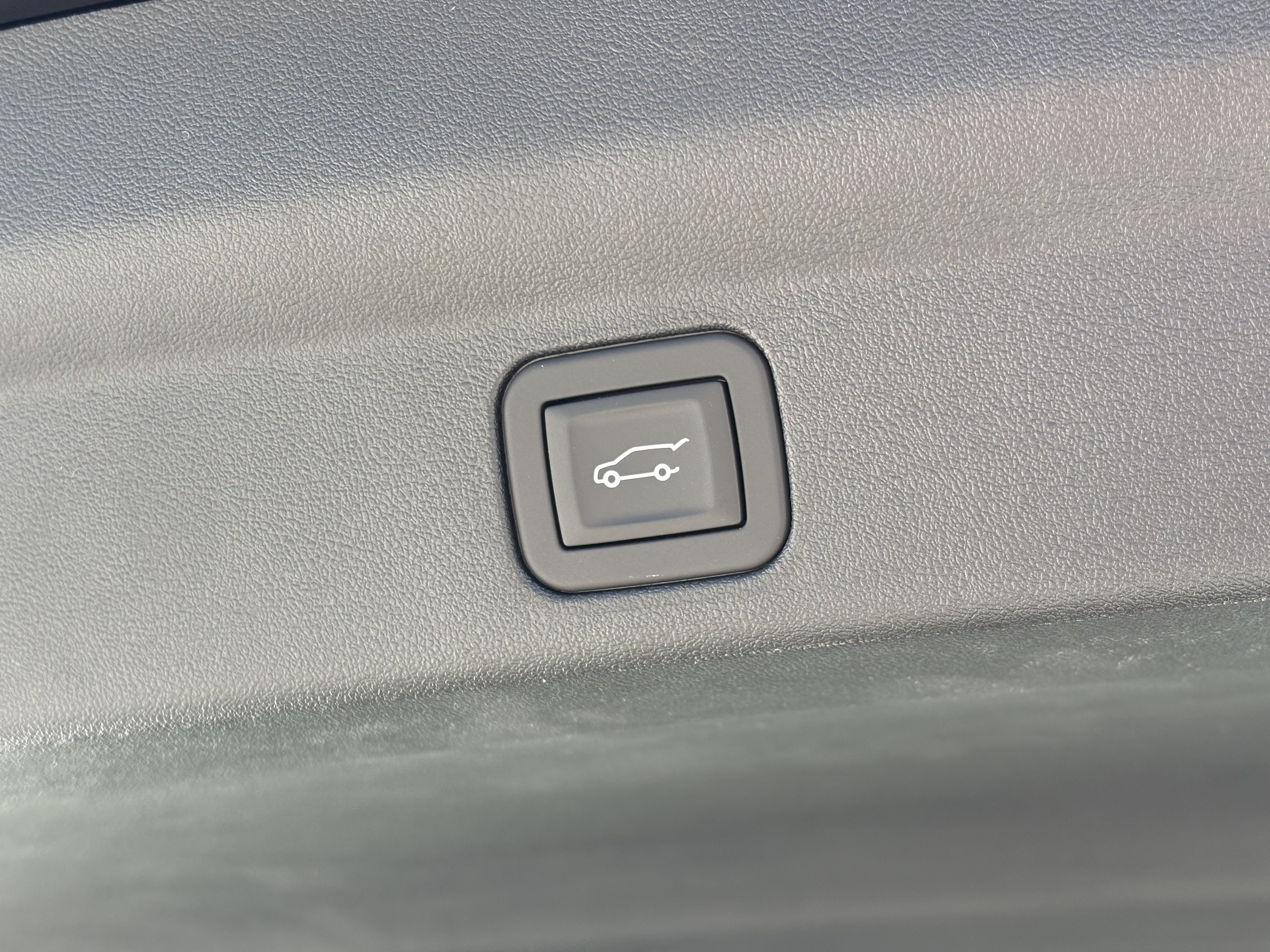 New 2026 Cadillac Escalade IQ Sport 2 w/ LPO, Premium Carpet Package AWD/4WD image 11