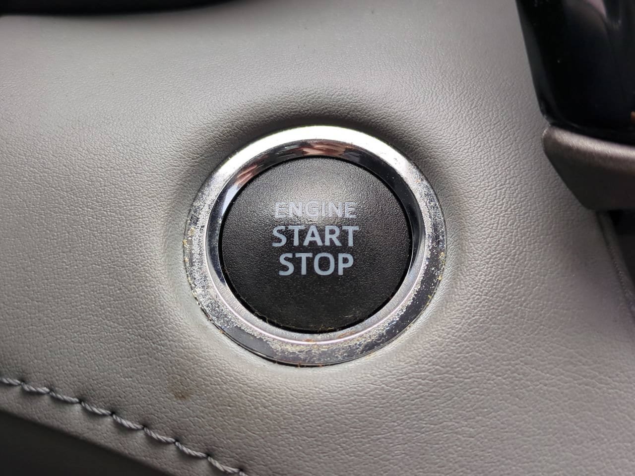 Used 2022 Toyota Highlander XLE AWD/4WD image 28