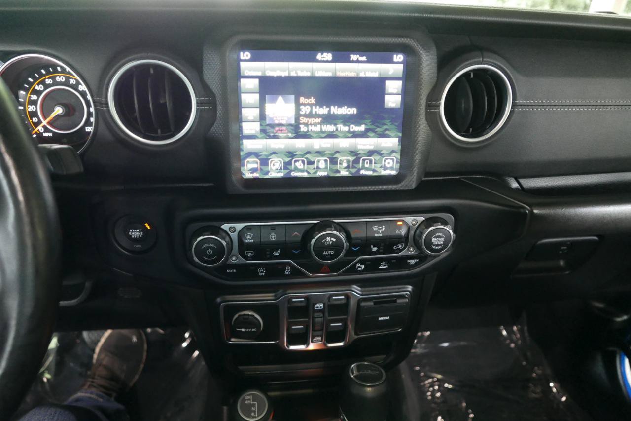 Used 2020 Jeep Gladiator Overland AWD/4WD image 16