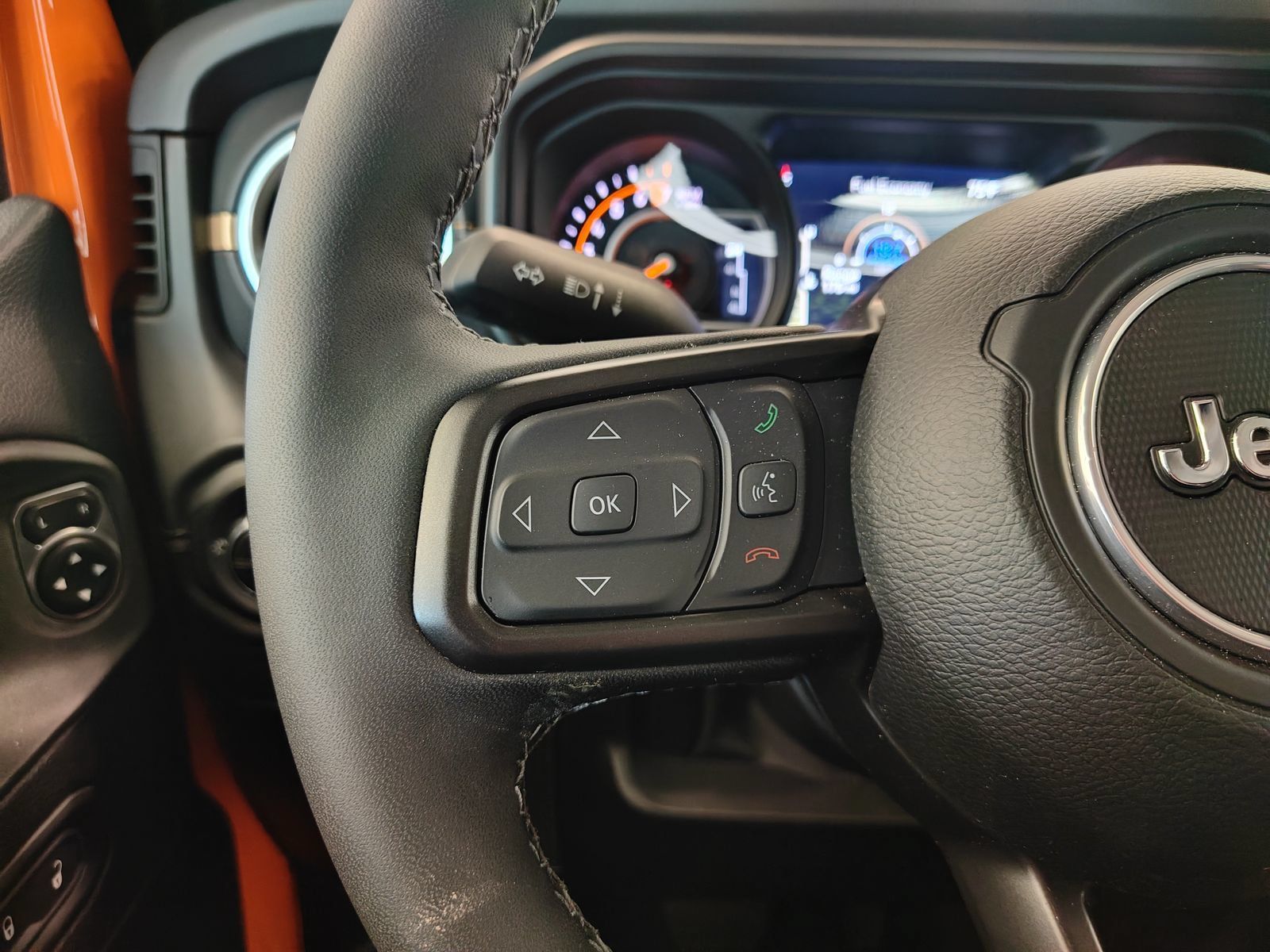 Used 2025 Jeep Gladiator Sport AWD/4WD image 20